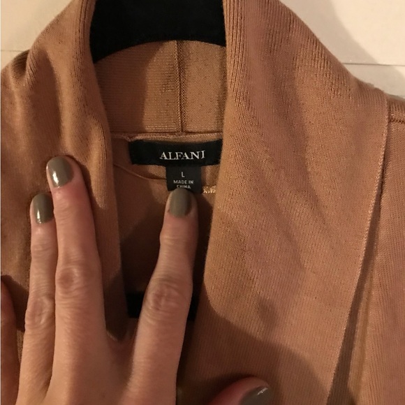 Alfani wrap around sweater color brown in size L - Picture 4 of 4
